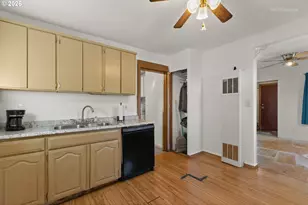 909 Johnson St, Oregon City, OR 97045 - Photo 16