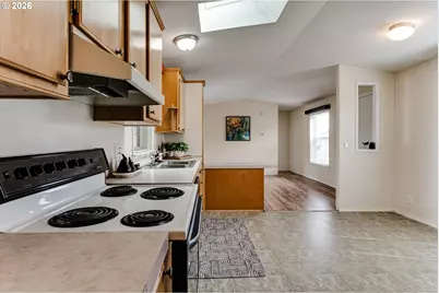 1699 N Terry St, Eugene, OR 97402 - Photo 8