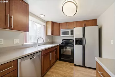 6442 SE 131st Ave, Portland, OR 97236 - Photo 4