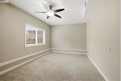 6442 SE 131st Ave, Portland, OR 97236 - Photo 10