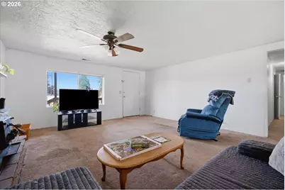 33120 S Meridian Rd, Woodburn, OR 97071 - Photo 12