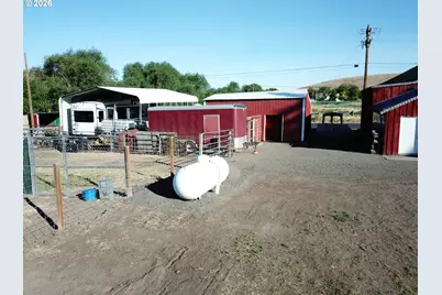780 W Riverside St, Heppner, OR 97836 - Photo 36