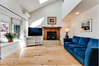 393 Sunshine Acres Dr, Eugene, OR 97401 - Photo 8