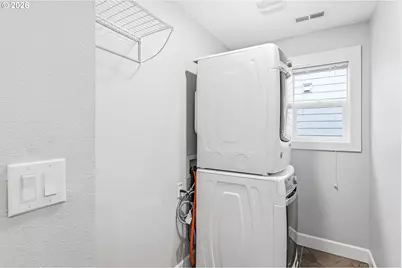 8209 SE 69th Ave, Portland, OR 97206 - Photo 16