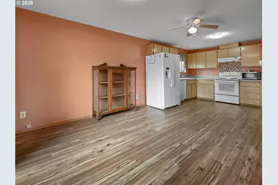 2080 SE Currin Ln, Hillsboro, OR 97123 - Photo 12