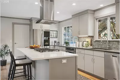 830 NE 172nd Ave, Portland, OR 97230 - Photo 6