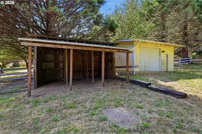 8820 North Fork Siuslaw Rd, Florence, OR 97439 - Photo 40