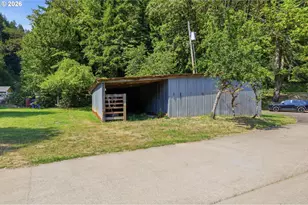 8820 North Fork Siuslaw Rd, Florence, OR 97439 - Photo 36