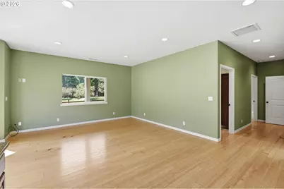 8820 North Fork Siuslaw Rd, Florence, OR 97439 - Photo 14