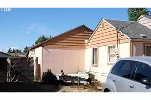 804 W N St, Springfield, OR 97477 - Photo 2
