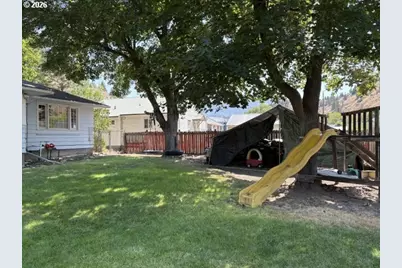 403 S Canyon Blvd, John Day, OR 97845 - Photo 34