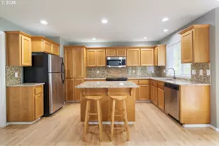 10788 SW Oriole Cir, Beaverton, OR 97007 - Photo 12