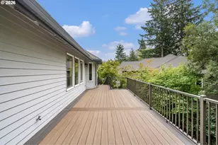 10788 SW Oriole Cir, Beaverton, OR 97007 - Photo 38
