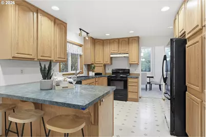 9500 SW Washington Dr, Portland, OR 97223 - Photo 18