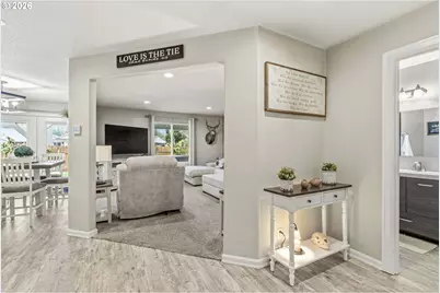 1826 Island Dr, Longview, WA 98632 - Photo 4