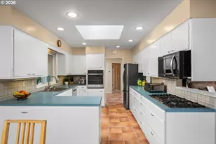 9070 SW Howatt St, Portland, OR 97225 - Photo 14