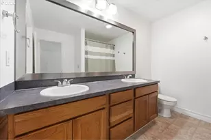 8445 SW Curry Dr, Wilsonville, OR 97070 - Photo 16