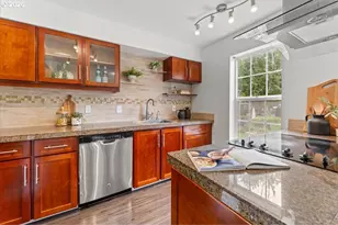 8445 SW Curry Dr, Wilsonville, OR 97070 - Photo 12