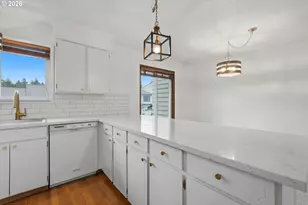 14812 NE Rose Pkwy, Portland, OR 97230 - Photo 12