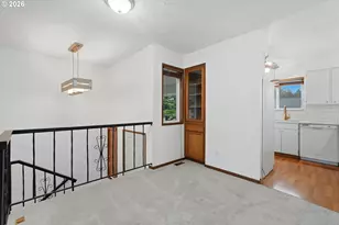 14812 NE Rose Pkwy, Portland, OR 97230 - Photo 4