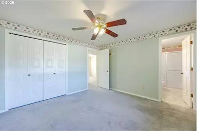 689 68th Pl, Springfield, OR 97478 - Photo 32