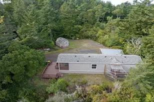 1600 Rhododendron Dr, Florence, OR 97439 - Photo 2