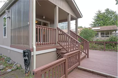 1600 Rhododendron Dr #200, Florence, OR 97439 - Photo 4