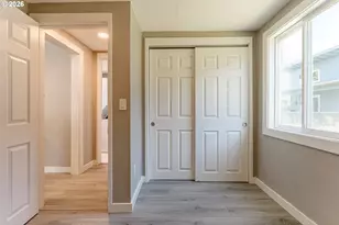310 19th St, Springfield, OR 97477 - Photo 18
