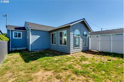 310 19th St, Springfield, OR 97477 - Photo 26