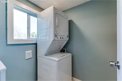 310 19th St, Springfield, OR 97477 - Photo 20