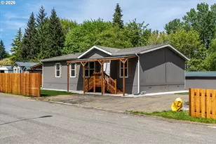101 Sir Lancelot Dr, Castle Rock, WA 98611 - Photo 2