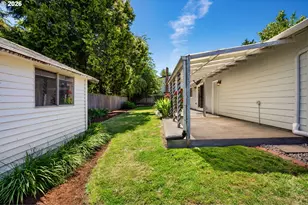 1810 NE 155th Ave, Portland, OR 97230 - Photo 12