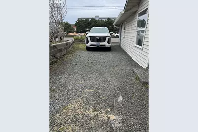 316 N Highway 101, Rockaway Beach, OR 97136 - Photo 8