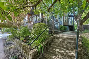 223 NE Ivy St, Portland, OR 97212 - Photo 36