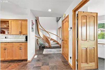 8000 NW 16th Ave, Vancouver, WA 98665 - Photo 6