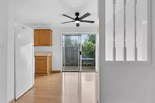 312 SE 133rd Ave, Portland, OR 97233 - Photo 8