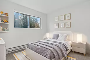 312 SE 133rd Ave, Portland, OR 97233 - Photo 16