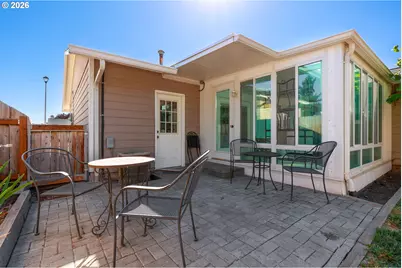 2247 Oregon Ct, Woodburn, OR 97071 - Photo 20
