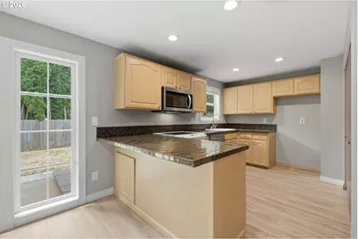 8111 NE 27th St, Vancouver, WA 98662 - Photo 14