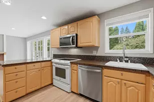 8111 NE 27th St, Vancouver, WA 98662 - Photo 16