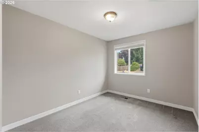 8111 NE 27th St, Vancouver, WA 98662 - Photo 22