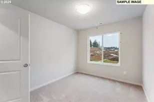 736 Merriott Ln, Woodburn, OR 97071 - Photo 24