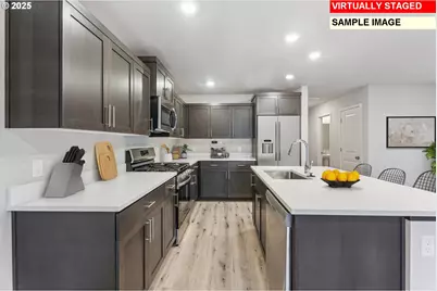 736 Merriott Lane, Woodburn, OR 97071 - Photo 2