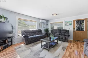 549 N Marple St, Coos Bay, OR 97420 - Photo 10