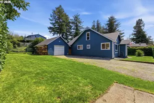 549 N Marple St, Coos Bay, OR 97420 - Photo 8