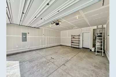 320 Oak St, Florence, OR 97439 - Photo 30