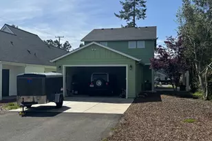 320 Oak St, Florence, OR 97439 - Photo 28