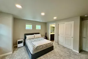 320 Oak St, Florence, OR 97439 - Photo 14