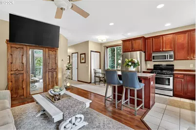 810 E 9th St #D13, Newberg, OR 97132 - Photo 14