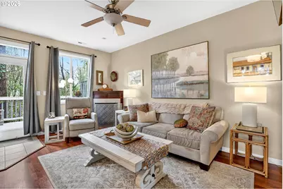 810 E 9th St #D13, Newberg, OR 97132 - Photo 10